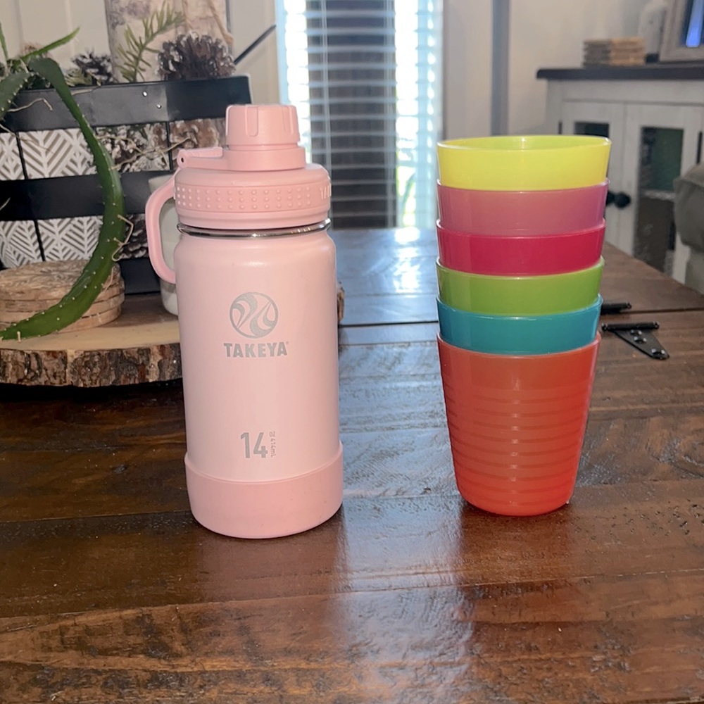Kids Water Bottle & Drinking Cups